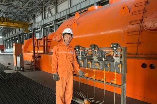 Người Lò trưởng luôn tận tâm với công việc