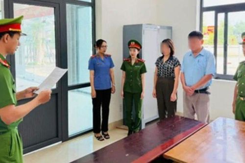 Chủ tịch xã chỉ đạo kế toán lập khống chứng từ chiếm đoạt hơn 140 triệu đồng