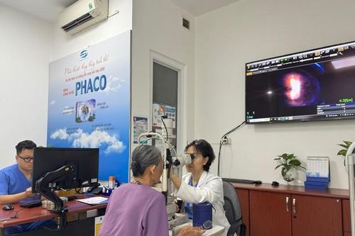 Cần làm gì để mắt sáng dài lâu sau phẫu thuật đục thủy tinh thể?