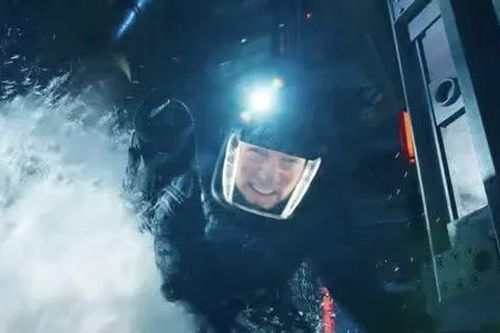 Tom Cruise liên tục thách thức tử thần trong phần mới của Nhiệm Vụ Bất Khả Thi