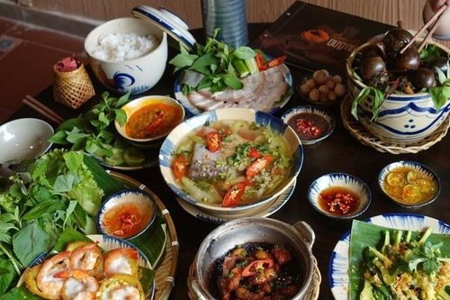 Cái sai tai hại của quán cơm quê TP.HCM bán trứng chiên 110.000 đồng