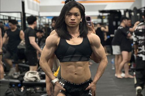 Cô gái 40 kg 'lột xác' thành nhà vô địch thể hình ở TP.HCM