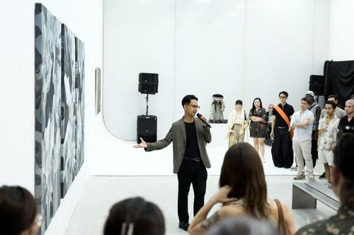 Miệt mài tìm tiếng nói nghệ thuật riêng