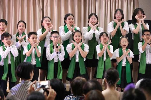 Gió Xanh – Dàn hợp xướng cộng đồng kết nối nhiều thế hệ