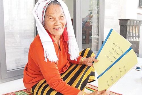 Người 'giữ lửa' dân ca Chăm