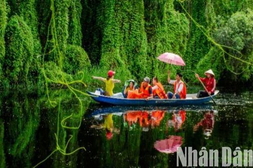 Long An xây dựng hình ảnh 'Du lịch an toàn, hấp dẫn'