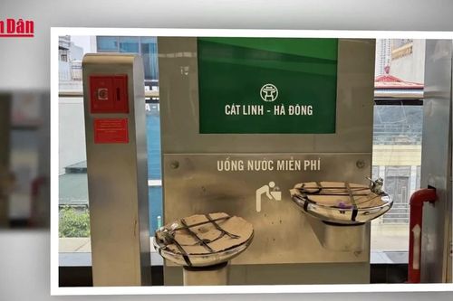 Hà Nội Metro nêu tiến độ 'vá' mái nhà ga Cát Linh - Hà Đông