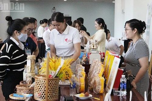 Đà Nẵng: Năm 2025 thoát hết hộ nghèo còn sức lao động