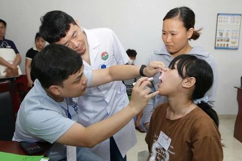 Gần 60 trẻ được khám, phẫu thuật khe hở môi-vòm miệng miễn phí