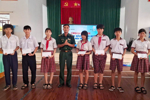 Nhiều mô hình, việc làm vì dân