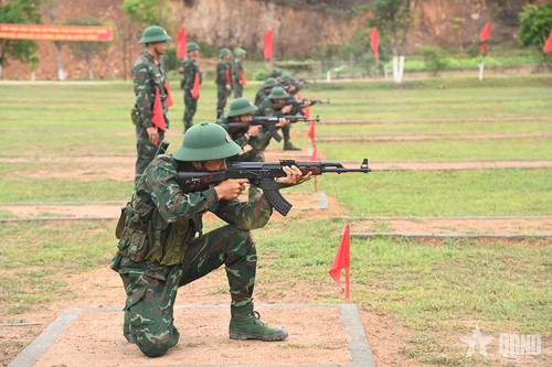 Chiến sĩ mới trưởng thành sau 3 tháng huấn luyện