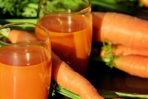 Năm loại nước ép củ quả chống nắng từ bên trong