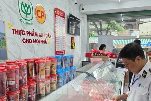 Điểm danh cửa hàng bán thịt của Công ty C.P ở Cần Thơ vừa bị kiểm tra