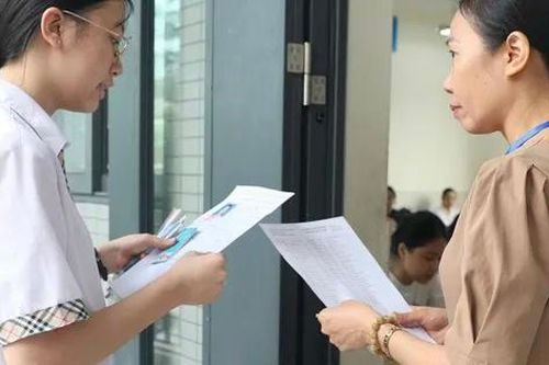 Thi lớp 10 Hà Nội: Phát hiện đề mờ, nhòe thí sinh phải báo cáo trong vòng 5 phút