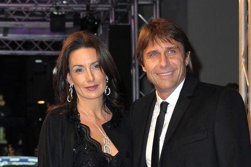 Antonio Conte: Chuyện tình đẹp sau vinh quang rực rỡ