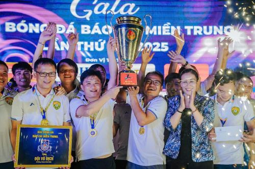 CLB báo chí Nghệ An lần thứ 7 vô địch Giải bóng đá Báo chí miền Trung