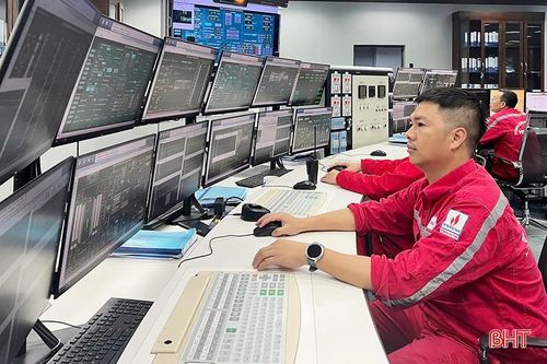 Nhiệt điện Vũng Áng 1 linh hoạt vận hành giữa cao điểm nắng nóng