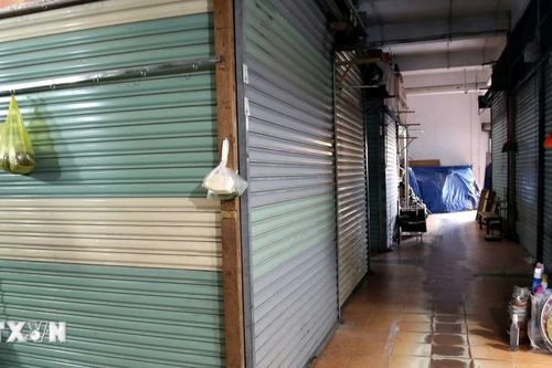 Hàng trăm kiot bất ngờ đóng cửa, Quảng Bình vận động các cơ sở kinh doanh trở lại
