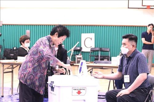 Hàn Quốc: Cử tri đi bỏ phiếu bầu tổng thống mới