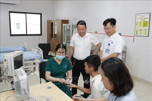 Tháng Hành động vì trẻ em: Phẫu thuật miễn phí, tạo nụ cười xinh cho trẻ khó khăn