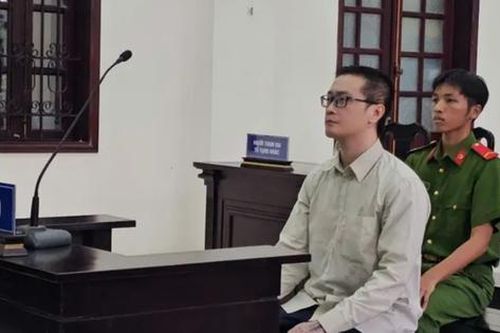 Bản án cho thanh niên đánh gục bạn gái sau câu nói: 'Em chỉ là người thay thế vợ anh'