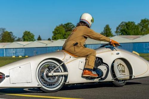 Cận cảnh chiếc mô tô Royal Enfield độc nhất vô nhị