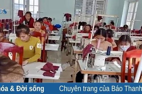 Gắn đào tạo văn hóa với nghề nghiệp