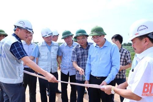 Tháo gỡ điểm nghẽn, đẩy nhanh tiến độ thi công, giải ngân vốn đầu tư công các dự án thuộc tổ công tác số 3