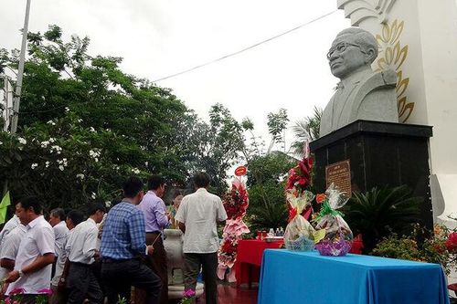 Tri Tôn kỷ niệm 76 năm Chiến thắng cầu sắt Vĩnh Thông, tưởng niệm cố Thủ tướng Võ Văn Kiệt