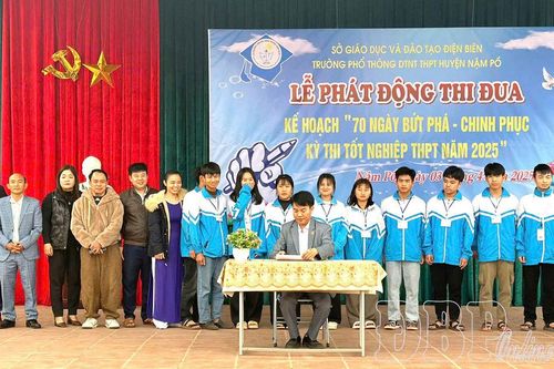 Thi đua bứt phá, chinh phục kỳ thi tốt nghiệp THPT