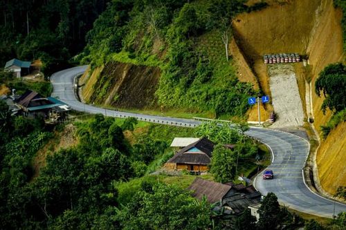 Sửa chữa đột xuất, đảm bảo an toàn giao thông các tuyến quốc lộ