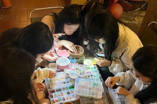 Workshop thủ công: 'Liều thuốc' chữa lành của giới trẻ