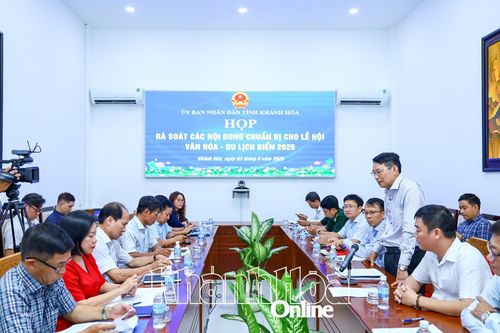 Đảm bảo để người dân, du khách xem các sự kiện chính của lễ hội được thuận lợi nhất