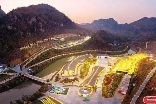 Du lịch Sơn La 'Đến để yêu'