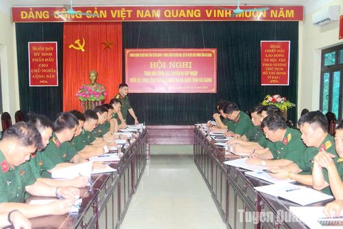 Phối hợp tham mưu thực hiện tốt công tác đảng, công tác chính trị trước, trong và sau sáp nhập