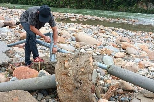 Đề phòng xảy ra lũ quét ở khe, suối
