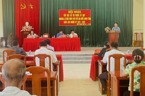 Tổ đại biểu HĐND tỉnh tiếp xúc cử tri trước kỳ họp (thường lệ) giữa năm tại Trùng Khánh