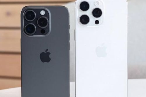 Giá iPhone 15, iPhone 15 Pro Max mới nhất giảm siêu rẻ, thấp kỷ lục, cực dễ mua dù xịn không kém iPhone 16