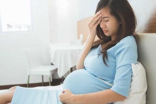 Mẹ bị thiếu máu khi mang thai, con có nguy cơ dị tật tim