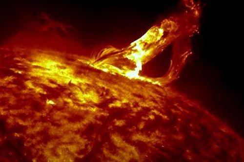 Bão từ tấn công Trái đất, Việt Nam có bị ảnh hưởng?
