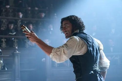 'Moon Knight' Oscar Isaac đóng phim kinh dị Gothic của Guillermo del Toro
