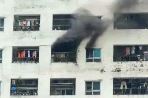 Quận Hoàng Mai: Cháy tại tầng 14 tòa HH4A Khu đô thị Linh Đàm