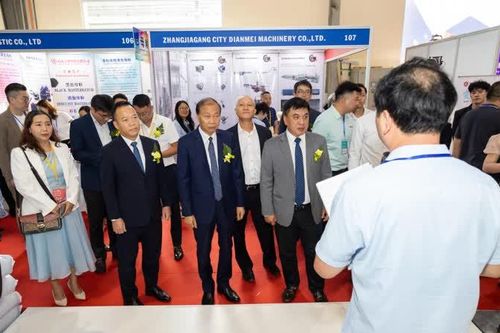 HanoiPlas 2025 tạo nền tảng giải pháp tiên tiến cho nhựa, cao su và tái chế