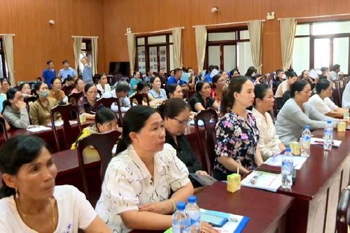 Lý Sơn chú trọng công tác đào tạo, định hướng nghề nghiệp