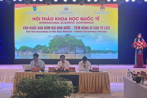 Văn khắc Hán Nôm núi Non Nước - Tiềm năng di sản tư liệu