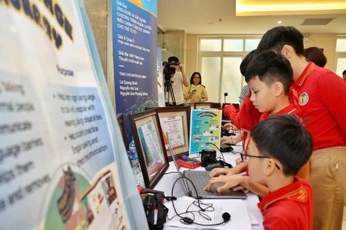 Hoàn Kiếm không để 'vùng trũng' trong chuyển đổi số