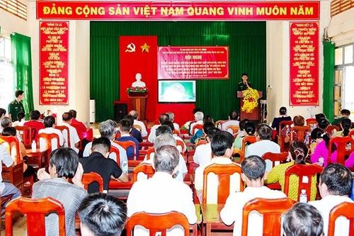 Phổ biến pháp luật cho hơn 500 đại biểu khu vực biên giới biển Sóc Trăng