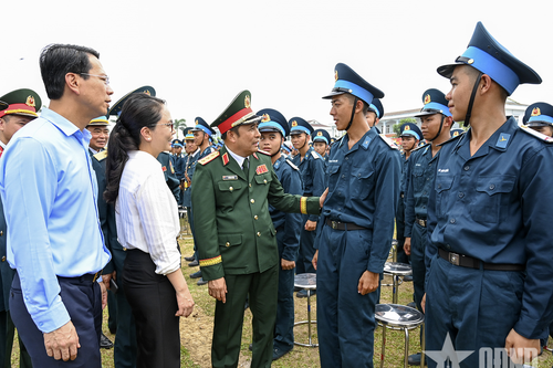 Thượng tướng Phùng Sĩ Tấn: Chiến sĩ mới Sư đoàn 363 cần xây dựng bản lĩnh vững vàng, quyết tâm khắc phục khó khăn