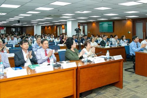 Cần minh bạch thông tin để giúp ngành thực phẩm giữ được thị phần