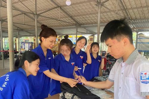 Học sinh Bắc Giang thi môn cuối kỳ thi vào lớp 10 THPT không chuyên
